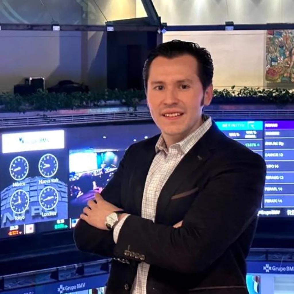 ROBERTO AVILA, Roberto Avila, Roberto, roberto, ROBERTO, iuvare, IUVARE